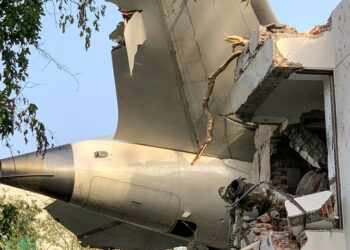 India recovers data from black boxes after deadly crash