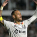 Neymar Extends Contract with Santos Until Year-End
