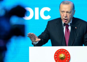 Turkey arrests 158 military staff suspected of links to Erdogan foe