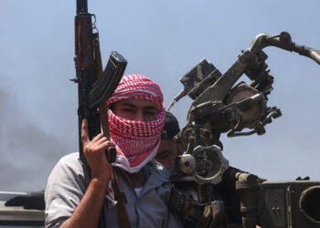 Clashes between tribal and Druze factions at entrance to Syria's Sweida