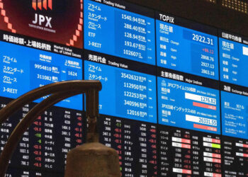 Japan PM confirms US tariff on autos cut to 15%