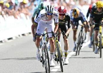 Pogacar pounces to retakes Tour de France lead