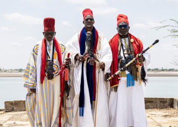 Senegal's mystics hold sway as audience clamours for future clues