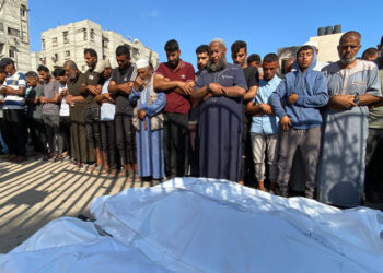 Trump urges Hamas to accept 60-day Gaza ceasefire deal