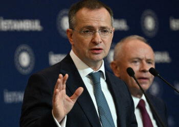 Ukraine proposes Zelensky-Putin talks before end of August