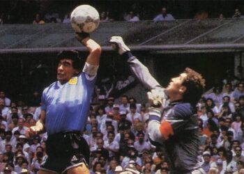 لحظات لا تنسى في تاريخ كرة القدم