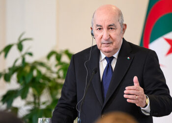 Algeria president replaces prime minister