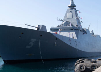 Australia to buy 11 advanced warships from Japan