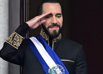 El Salvador lawmakers consider scrapping presidential term limits