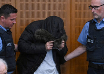 Five arrested for smuggling Syrian migrants to Europe