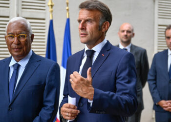 France says 'time running out' for Iran nuclear deal talks