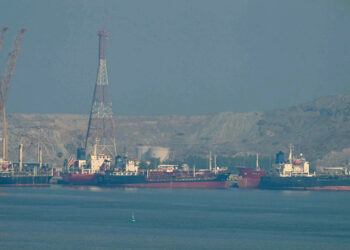 Iraq denies any role in sanctioned Iran oil smuggling