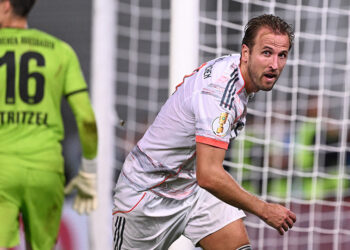 Kane rescues Bayern in German Cup first round