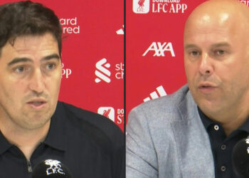 Liverpool strike late to beat Bournemouth as Jota remembered in Premier League opener