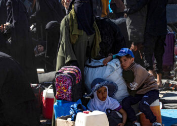 More than 800 Iraqis repatriated from notorious Syria camp