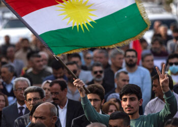 Syria, Kurdish officials meet after Paris talks canned