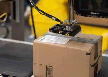 US ends tariff exemption for small packages shipped globally