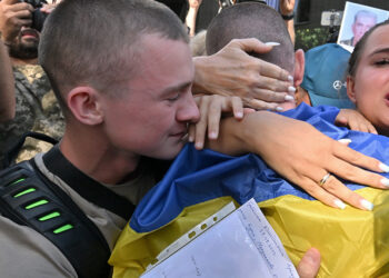 Ukraine orders more evacuations as Russia steps up pressure