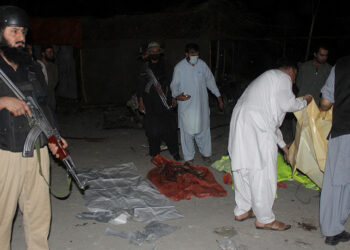 Blasts kill at least 11 in southwestern Pakistan