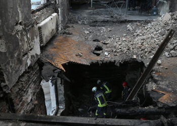 Russian attack kills 24 in Ukraine during pension distribution