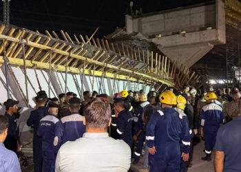 Two killed after bridge collapses in Iraq