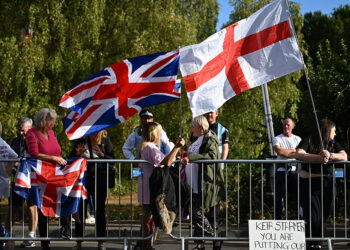 UK government looks to military sites to house migrants