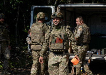 أوكرانيا تستهدف مجمعا كبيرا لتكرير النفط في وسط روسيا (مسؤول روسي)