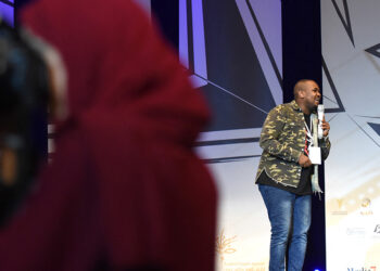 'Can I say dirty stuff?' Comics raise laughs in Saudi, frowns at home