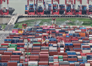 China trade beats forecasts in September as tariff fears rise