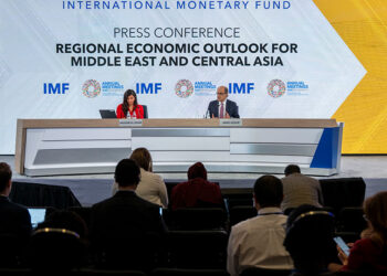 IMF says growth accelerating in Middle East, North Africa