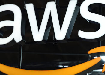 Internet services cut for hours by Amazon cloud outage