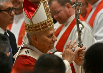 Pope to pray at Beirut blast site during Lebanon, Turkey trip