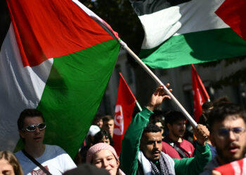 Thousands protest in Barcelona against Gaza flotilla interception