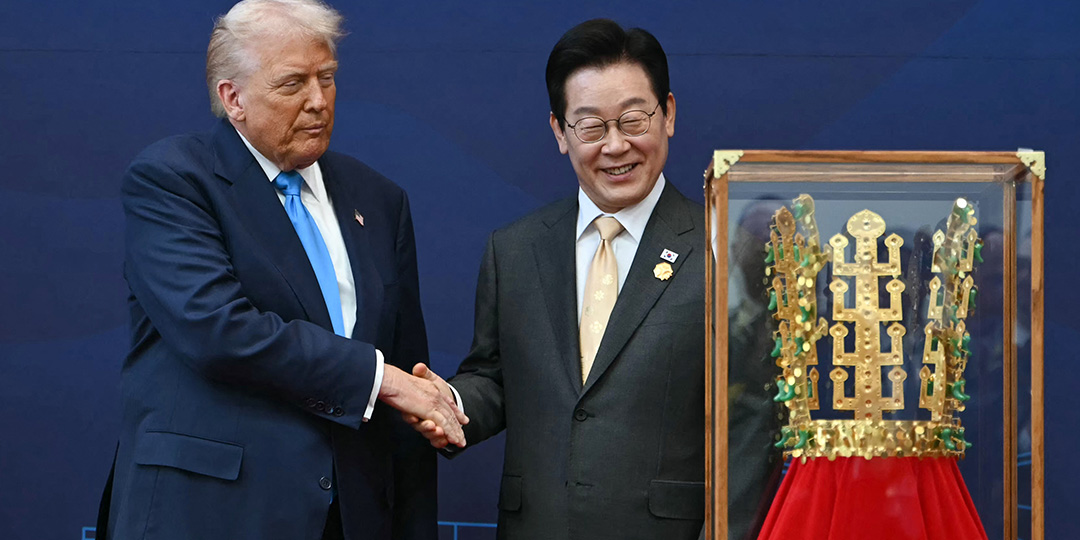 Trump arrives in South Korea for APEC summit, Xi talks: AFP