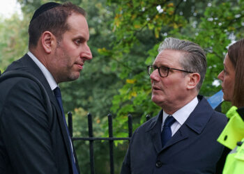 UK police suspect radical Islam link to deadly synagogue attack