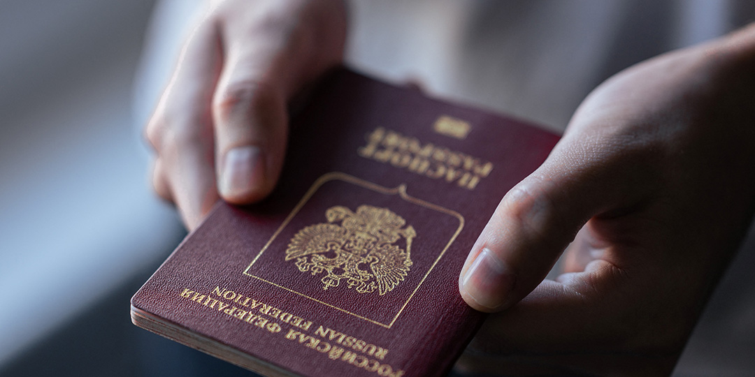 EU restricts visas for Russian nationals over Ukraine war
