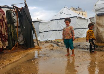 Gaza 'survival' at stake, UN warns