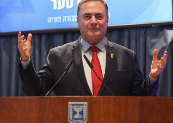 Israel defence minister vows 'no calm' in Lebanon without security for Israel