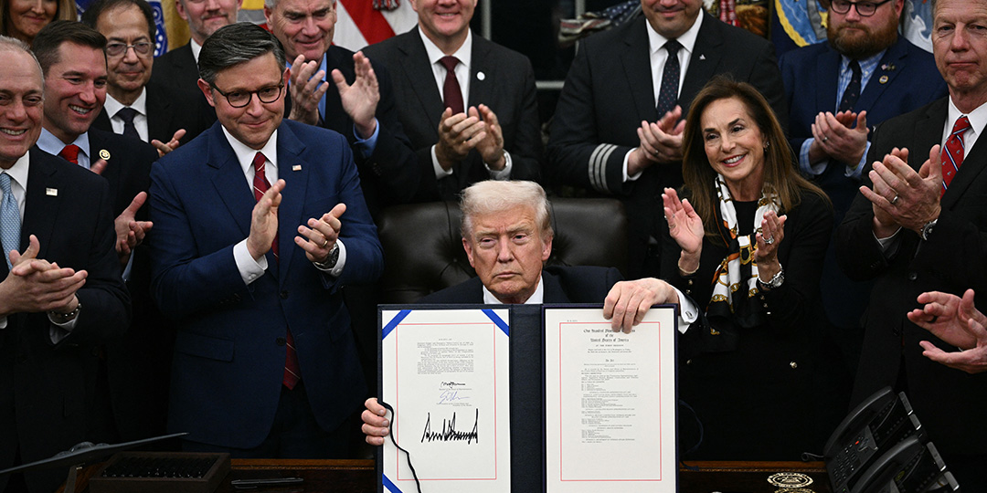 Trump signs bill to end record-breaking US shutdown