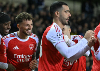 Arsenal hold off surging Man City, Villa as Wirtz ends drought