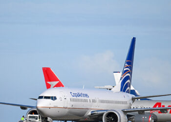 Flight risk? Uncertainty clouds Venezuela's airspace