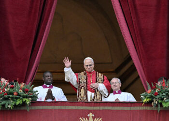 In Christmas homily, Pope condemns 'open wounds' of wars