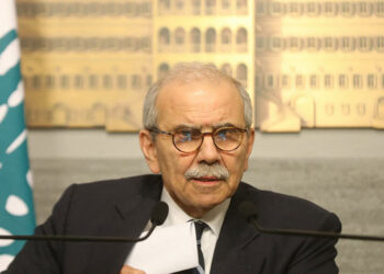 Lebanon PM publishes long-awaited banking law draft