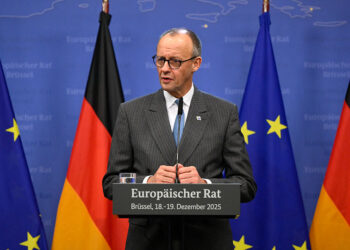 Merz says EU aid for Ukraine a 'clear signal' to Putin