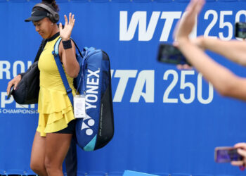 Osaka wins after Raducanu pulls out of United Cup clash