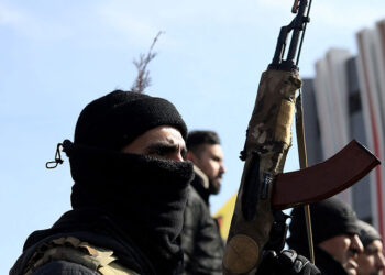 Turkish Police Clash with Pro-Kurdish Protesters at Syrian Border