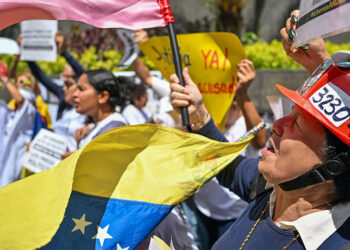 Venezuela interim government - الحكومة الانتقالية في فنزويلا