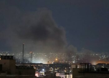 Explosions hit northern Tehran - إيران تضرب منشآت الخليج والحوثيون