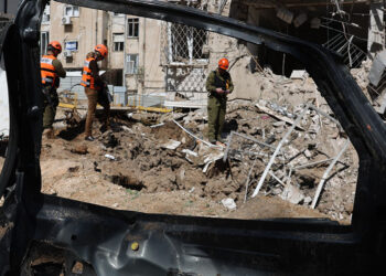 War continues Trump Iran negotiations airstrikes - الحرب مستمرة رغم مفاوضات ترامب إيران