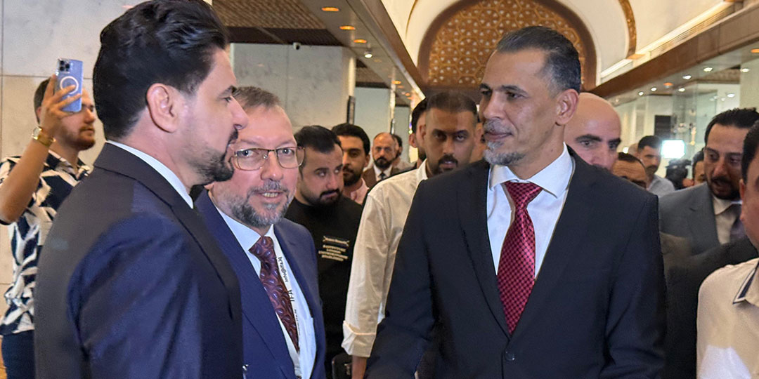Younis Mahmoud Iraqi FA President - يونس محمود رئيس اتحاد الكرة